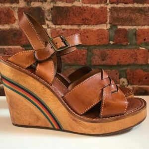 Steve Madden Rainbow Wedge sandal